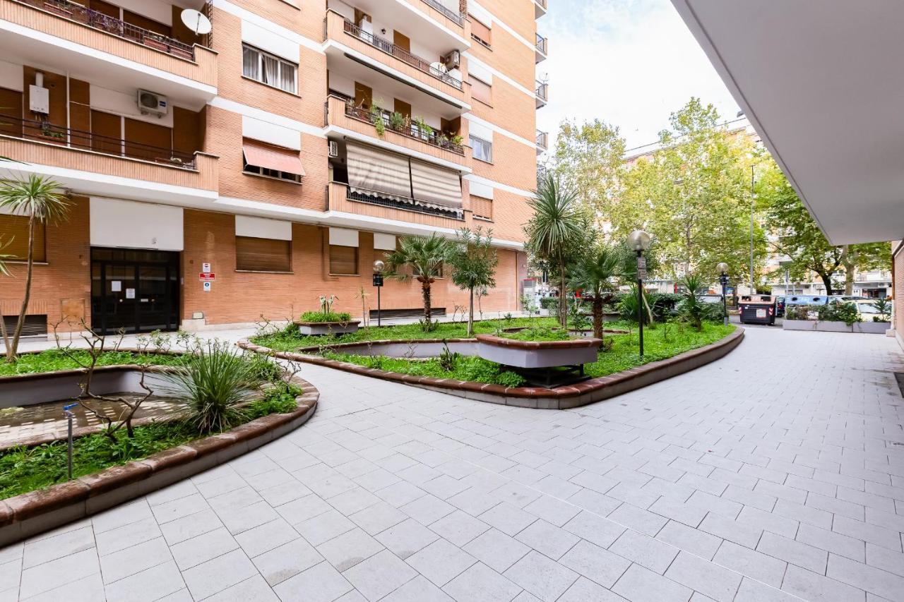Vatican Andrea'S Apartment 로마 외부 사진